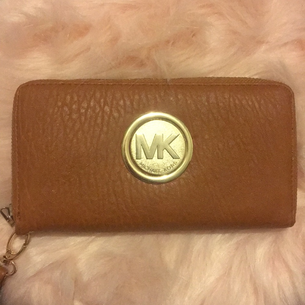 Faux Michael Kors wallet
